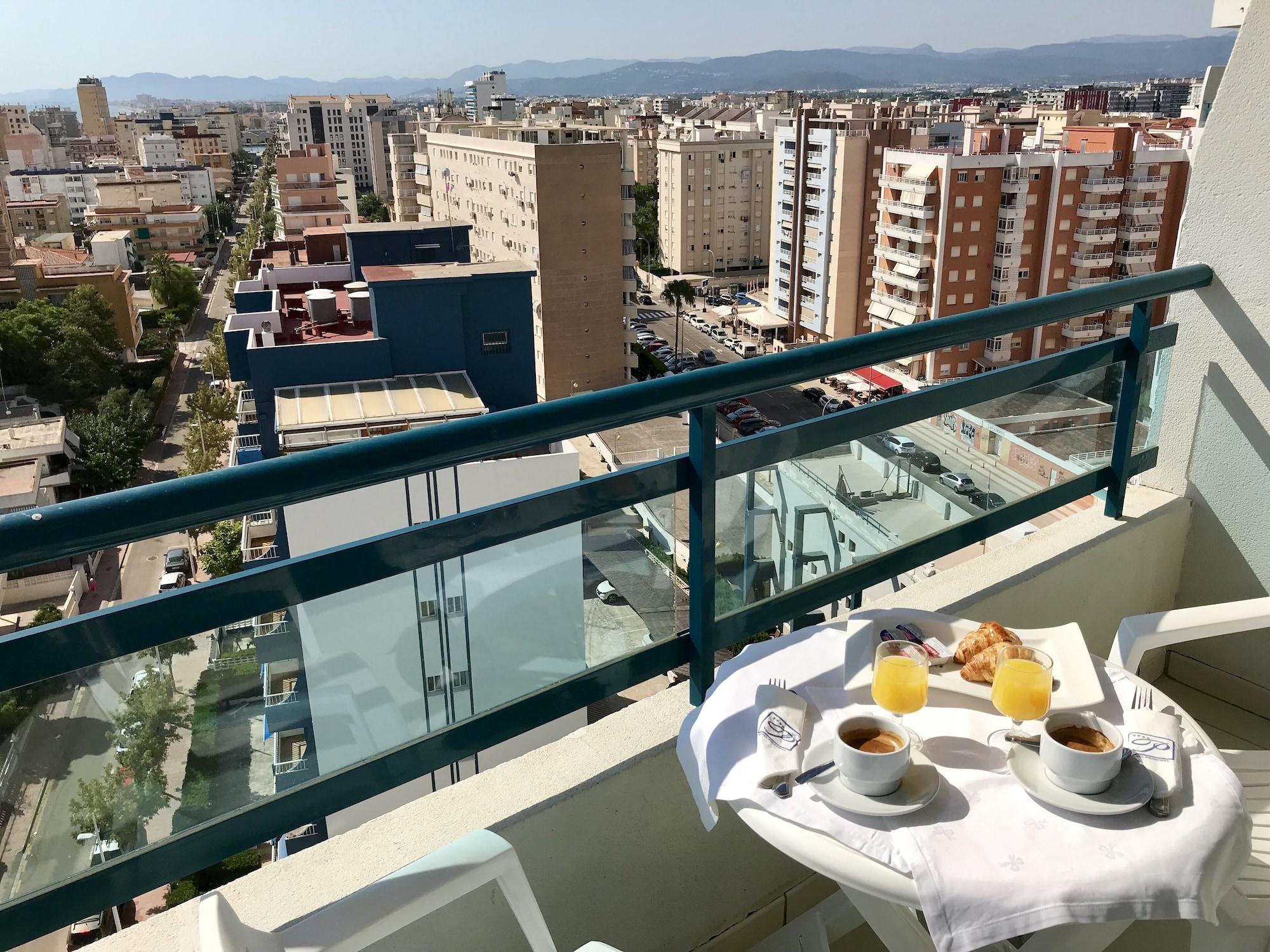 Hotel Rh Arena غانديا المظهر الخارجي الصورة