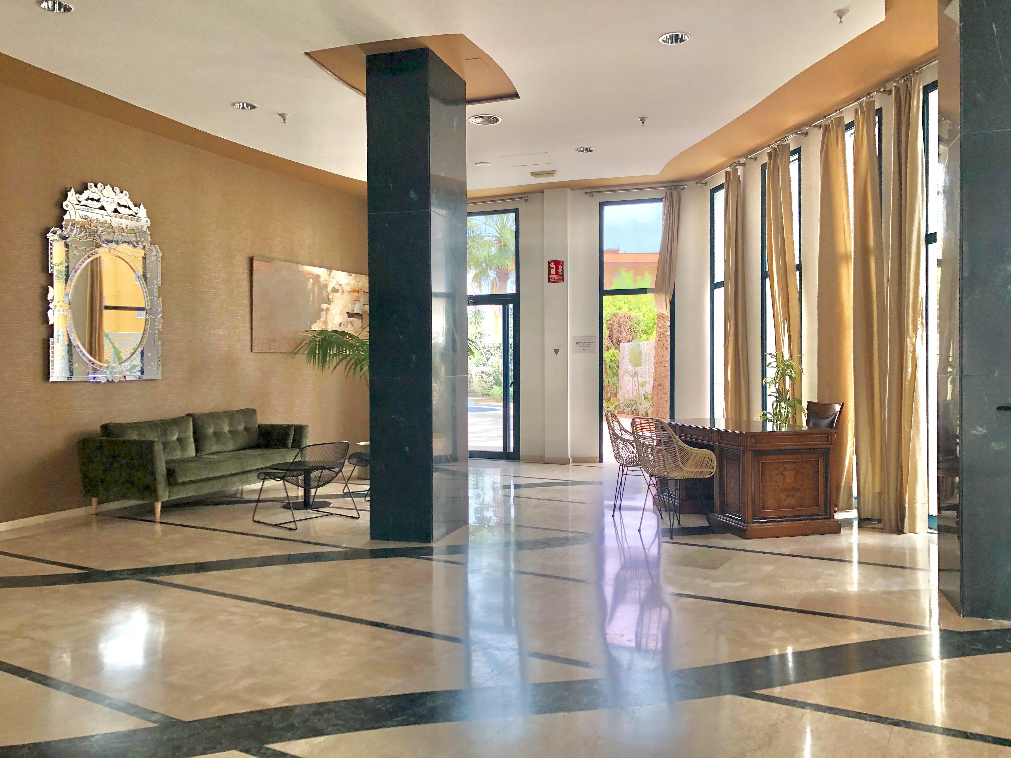 Hotel Rh Arena غانديا المظهر الخارجي الصورة