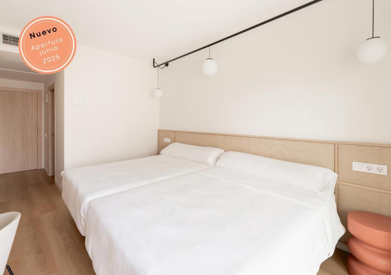 Hotel Rh Arena غانديا المظهر الخارجي الصورة